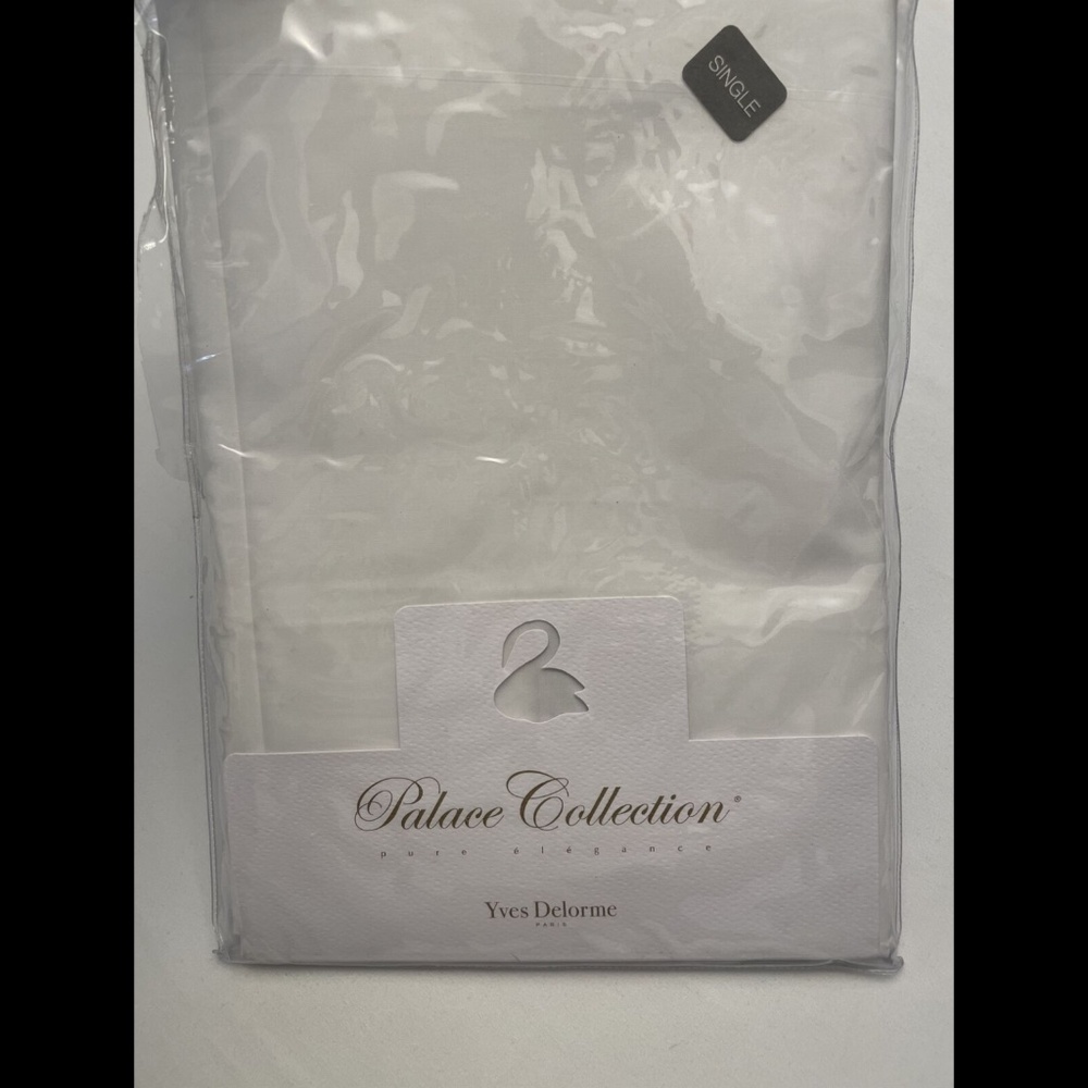 NEW Yves Delorme Stitched (1) Euro Sham Case in White